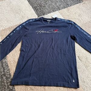 Hollister Men's Dark Blue Graphic Long Sleeve Tee- small